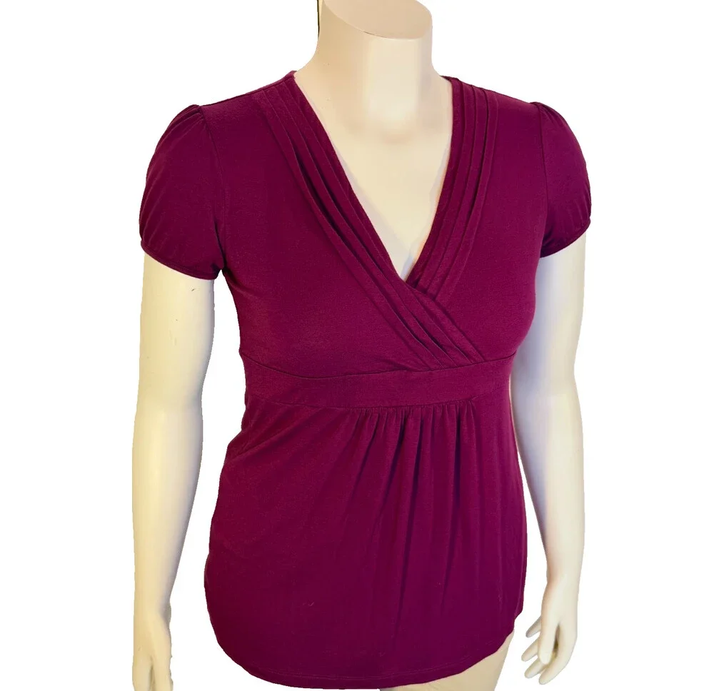 LOFT Peplum Top Blouse Women's Size M Purple Fuschia Wrap V-Neck Short Sleeve